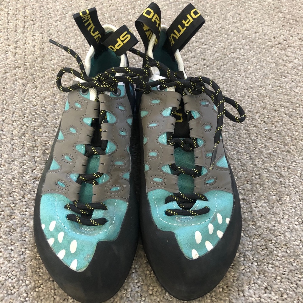 Barely used La Sportiva climbing shoes